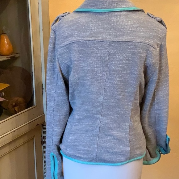 jacket - Picture 6 of 9